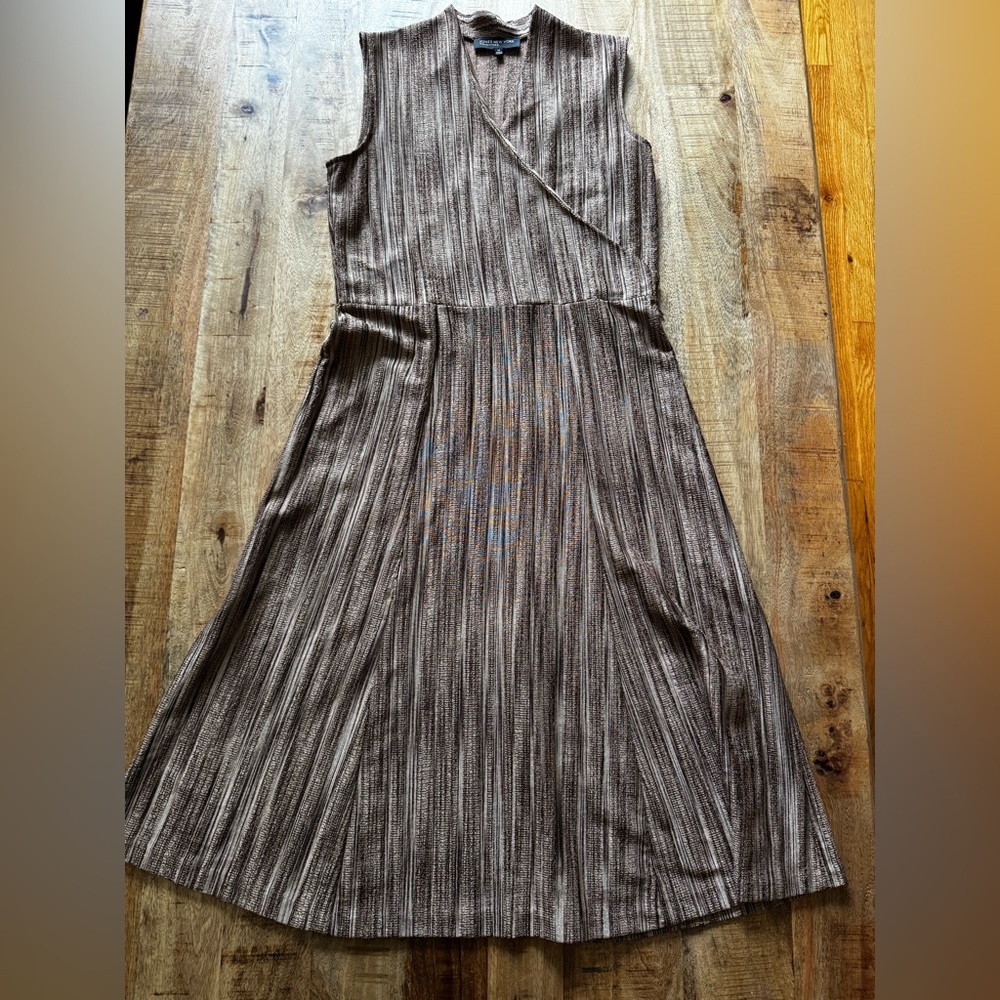 Jones New York sleeveless faux wrap gold & Brown knit Striped A line midi dress